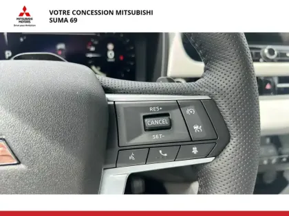 Photo 20 Mitsubishi Outlander  2.4 MIVEC PHEV 306 4WD