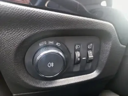 Photo 12 Opel Corsa  1.2 75 ch BVM5 Elegance Business