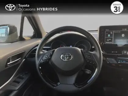 Photo 27 Toyota C-HR  1.8 Hybride 122ch Dynamic Ultimate E-CVT