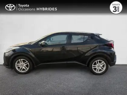 Photo 17 Toyota C-HR  1.8 Hybride 122ch Dynamic Ultimate E-CVT