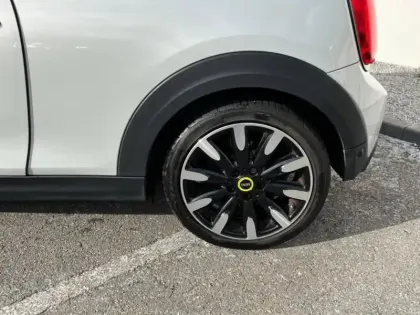 Photo 13 Mini Mini  Cooper SE 184ch  Essential BVA