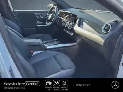 Photo 14 Mercedes GLA  200 d 150ch AMG Line 8G-DCT