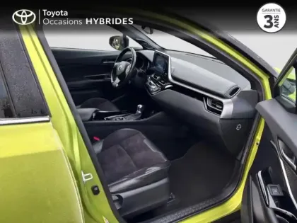 Photo 5 Toyota C-HR  122h JBL Edition 2WD E-CVT RC18