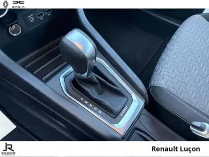 Photo 20 Renault Clio  1.6 E-Tech 140ch Limited -21