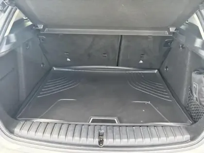 Photo 7 BMW Serie 1 Gén. III (F40) Ph1 Edition M Design 5