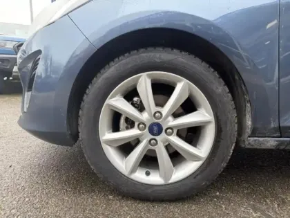 Photo 8 Ford Fiesta  1.1 75ch Cool & Connect 5p