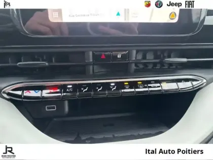 Photo 11 Fiat 500  e 95ch Action Plus