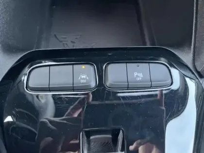 Photo 12 Opel Corsa  -e 136ch GS