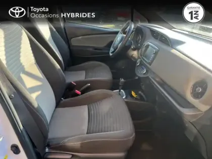 Photo 5 Toyota Yaris  HSD 100h France 5p