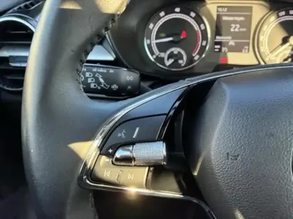 Photo 13 Skoda Fabia  1.0 MPI 80ch Ambition