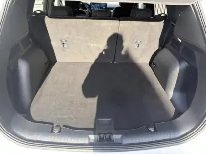 Photo 13 Ford Kuga  2.5 Duratec 180ch Hybrid FlexiFuel Titanium Powershift