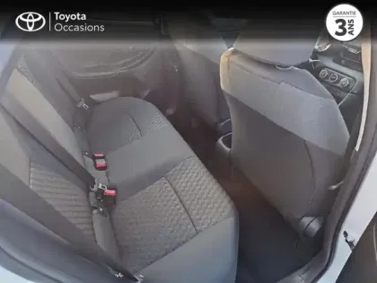 Photo 6 Toyota Yaris  120 VVT-i Dynamic 5p MY22