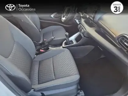 Photo 5 Toyota Yaris  120 VVT-i Dynamic 5p MY22