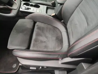 Photo 12 Ford Kuga  2.5 Duratec 190ch FHEV E85 ST-Line X BVA