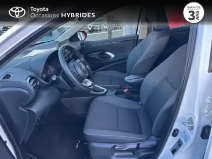 Photo 10 Toyota Yaris  116h Dynamic 5p MY22