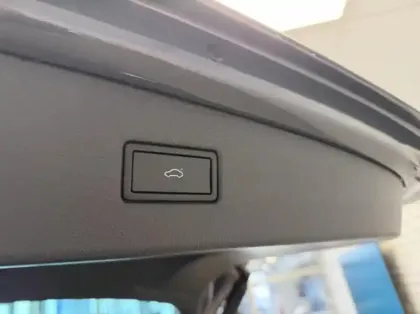 Photo 12 Volkswagen Tiguan  2.0 TDI 150ch Elegance DSG7