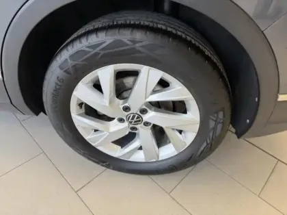 Photo 8 Volkswagen Tiguan  2.0 TDI 150ch Elegance DSG7