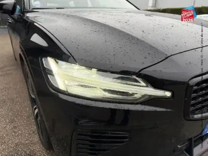 Photo 12 Volvo V60  T6 AWD 253+87ch R-Design Geartronic 8