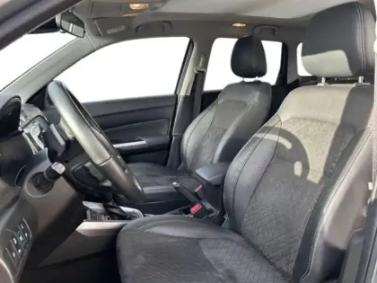 Photo 6 Suzuki Vitara  1.5 Dualjet Hybrid 115ch Style Auto