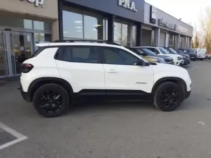 Photo 18 Jeep Avenger  1.2 Turbo T3 145ch MHEV Upland BVR6 4xe