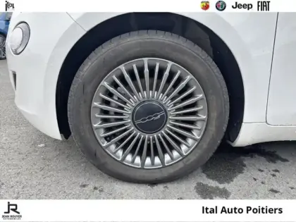 Photo 25 Fiat 500  e 118ch Icône Cabriolet