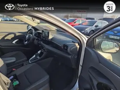 Photo 6 Toyota Yaris  116h Design 5p