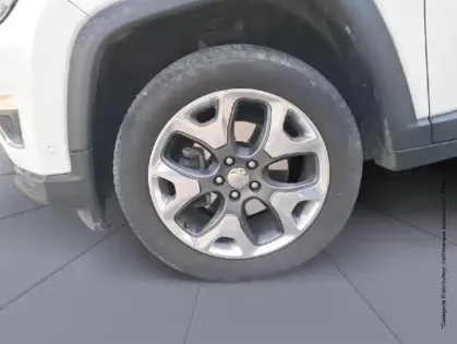 Photo 9 Jeep Compass  1.4 MultiAir II 170ch Limited 4x4 BVA9 Euro6d-T