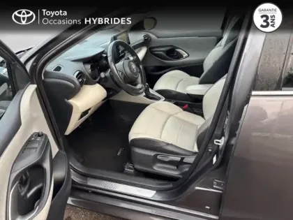 Photo 34 Toyota Yaris  116h Iconic 5p