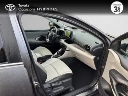 Photo 5 Toyota Yaris  116h Iconic 5p
