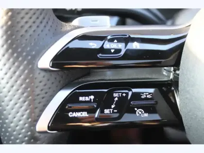 Photo 21 Mercedes Classe A 250 e Hybrid EQ AMG Line