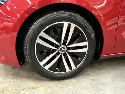 Photo 8 Mercedes Classe B 180 Progressive Line Edition