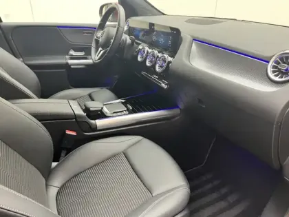 Photo 15 Mercedes Classe B 180 Progressive Line Edition