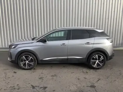 Photo 7 Peugeot 3008 Hybrid 136 e-DCS6 GT