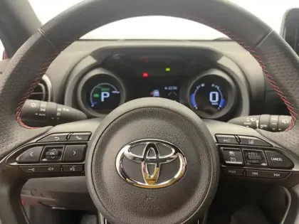 Photo 13 Toyota Yaris 116h GR SPORT RDS