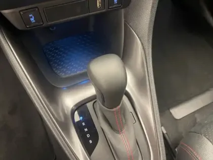 Photo 12 Toyota Yaris 116h GR SPORT RDS