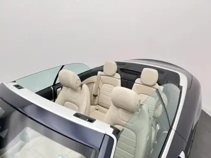 Photo 16 Mercedes Classe C 220 d Cabriolet AMG Line