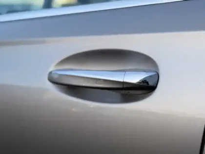 Photo 14 Mercedes Classe A 250 e AMG Line