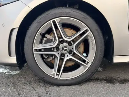 Photo 5 Mercedes Classe A 250 e AMG Line