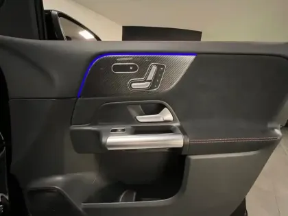 Photo 65 Mercedes GLA 200 d AMG Line