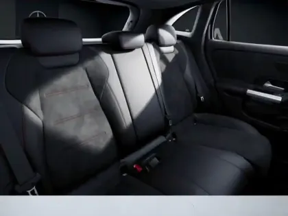 Photo 38 Mercedes GLA 200 d AMG Line