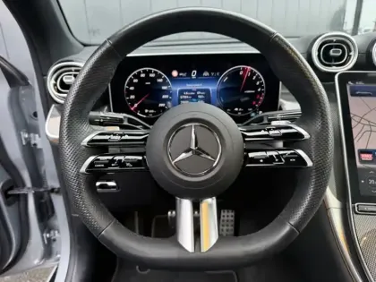 Photo 26 Mercedes Classe GLC 300 de 4MATIC AMG Line d e Hybr