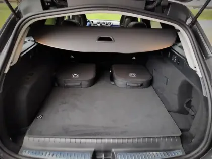 Photo 55 Mercedes Classe C 300 e Hybrid EQ AMG Line