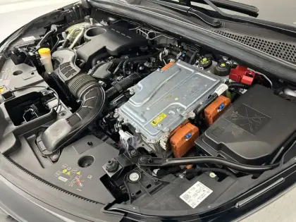 Photo 73 Renault Captur  E-Tech 145