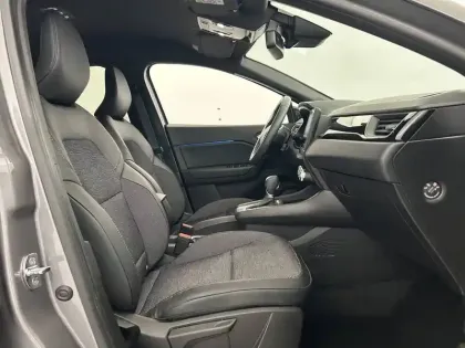 Photo 49 Renault Captur  E-Tech 145