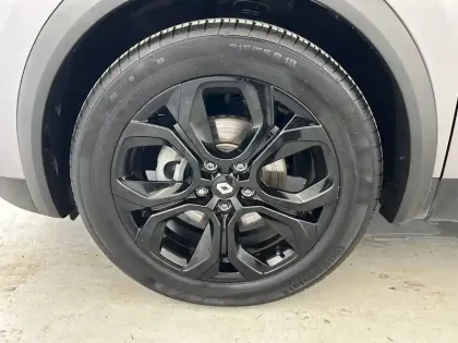 Photo 46 Renault Captur  E-Tech 145