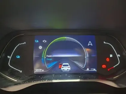 Photo 37 Renault Arkana  E-Tech hybride 145 - 22