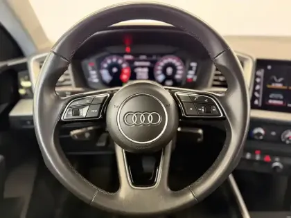 Photo 11 Audi A1  Sportback 25 TFSI 95 ch S tronic 7