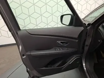 Photo 24 Renault Scenic Gén. IV (JFA) Ph1 Intens 5