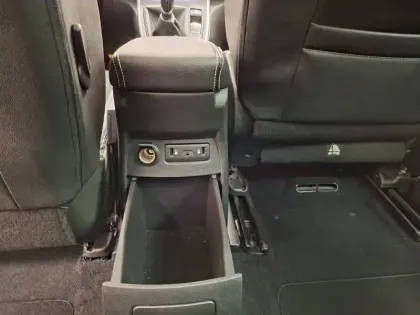 Photo 23 Renault Scenic Gén. IV (JFA) Ph1 Intens 5