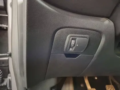 Photo 28 Renault Scenic Gén. IV (JFA) Ph1 Intens 5